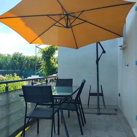 Studio Pont Du Gard Sernhac Exterior foto